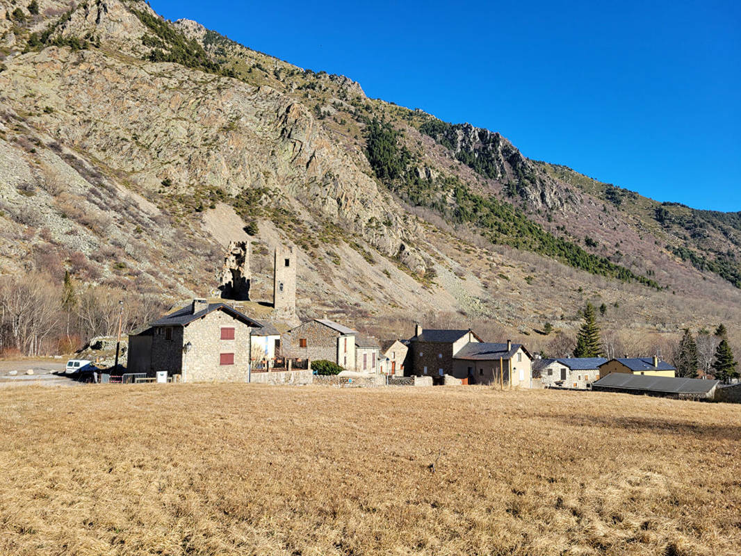 Terrain à LATOUR-DE-CAROL