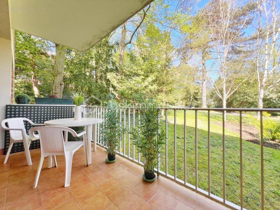 Appartement à L&#039;ETANG-LA-VILLE