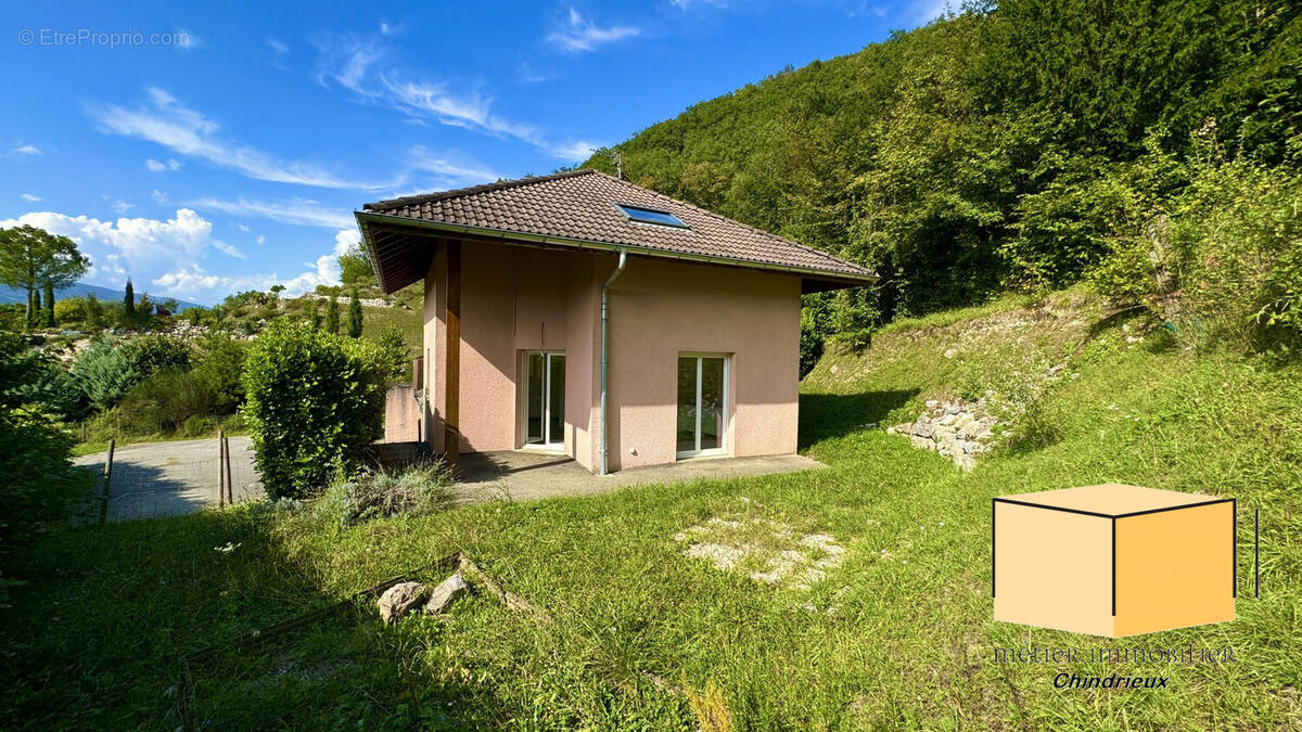 Maison à SERRIERES-EN-CHAUTAGNE