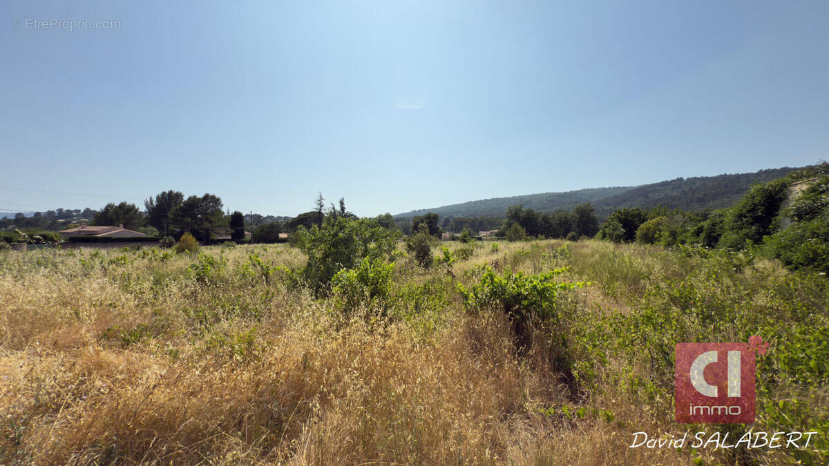 Terrain à GAREOULT