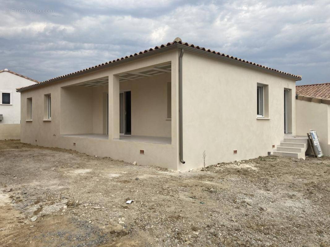 Maison à UCHAUD