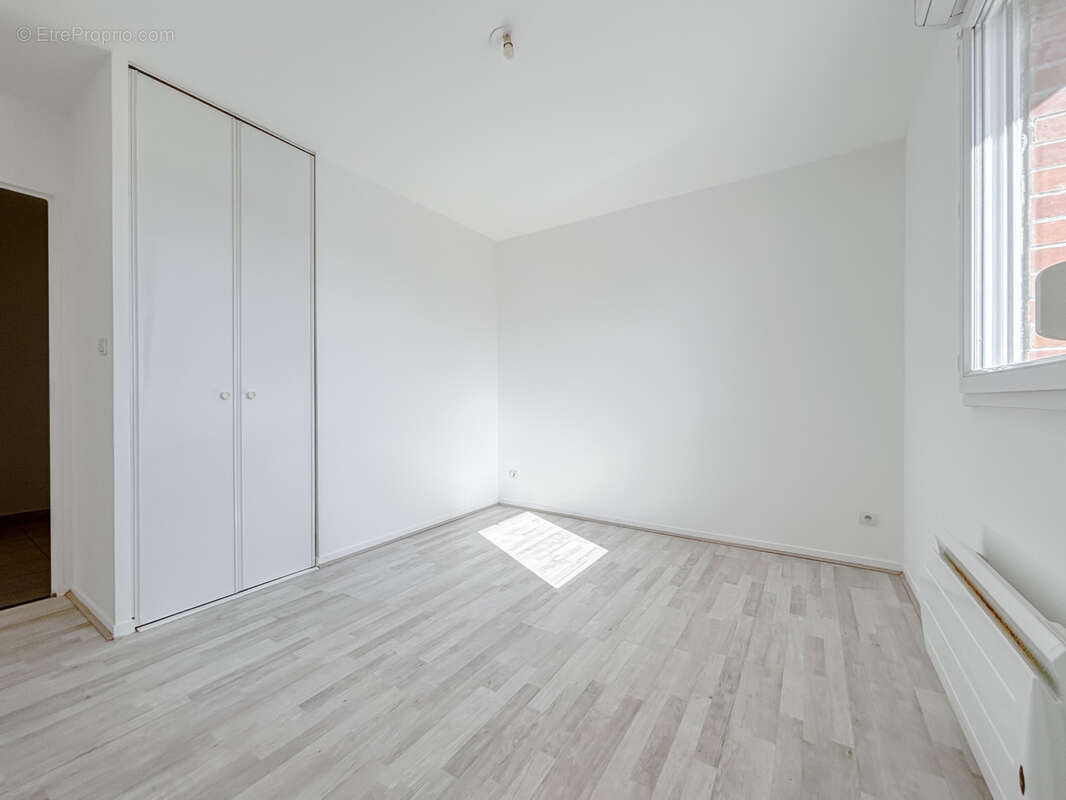Appartement à BEUVRAGES