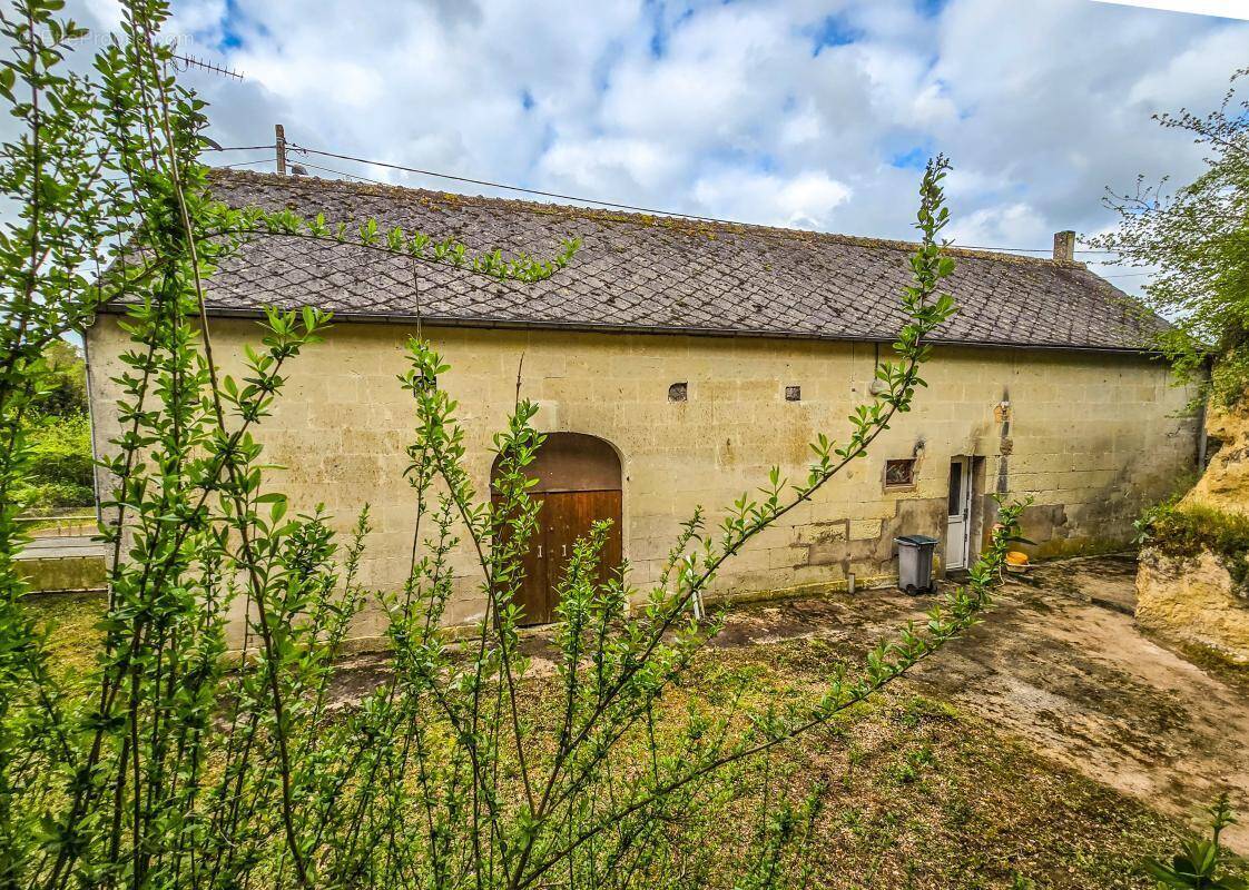 Maison à NEUILLE-PONT-PIERRE