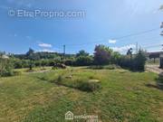 Un terrain de 558 m². - Terrain à MILLY-LA-FORET