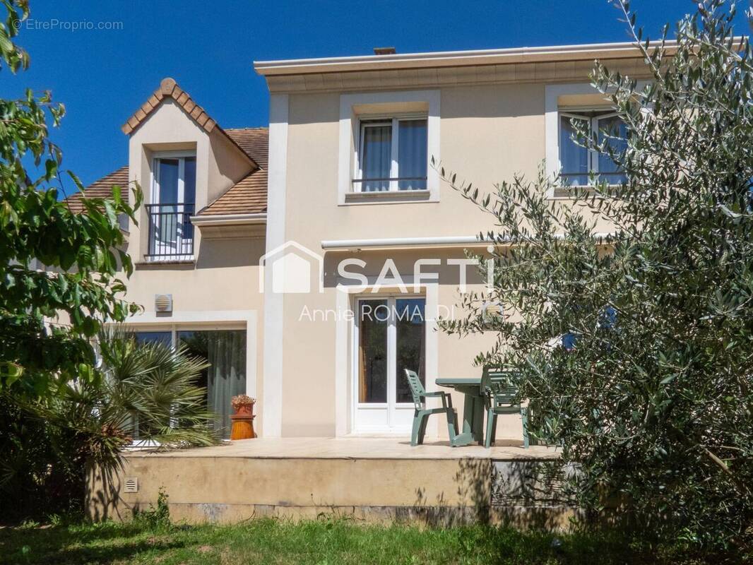 Photo 1 - Maison à CORMEILLES-EN-PARISIS