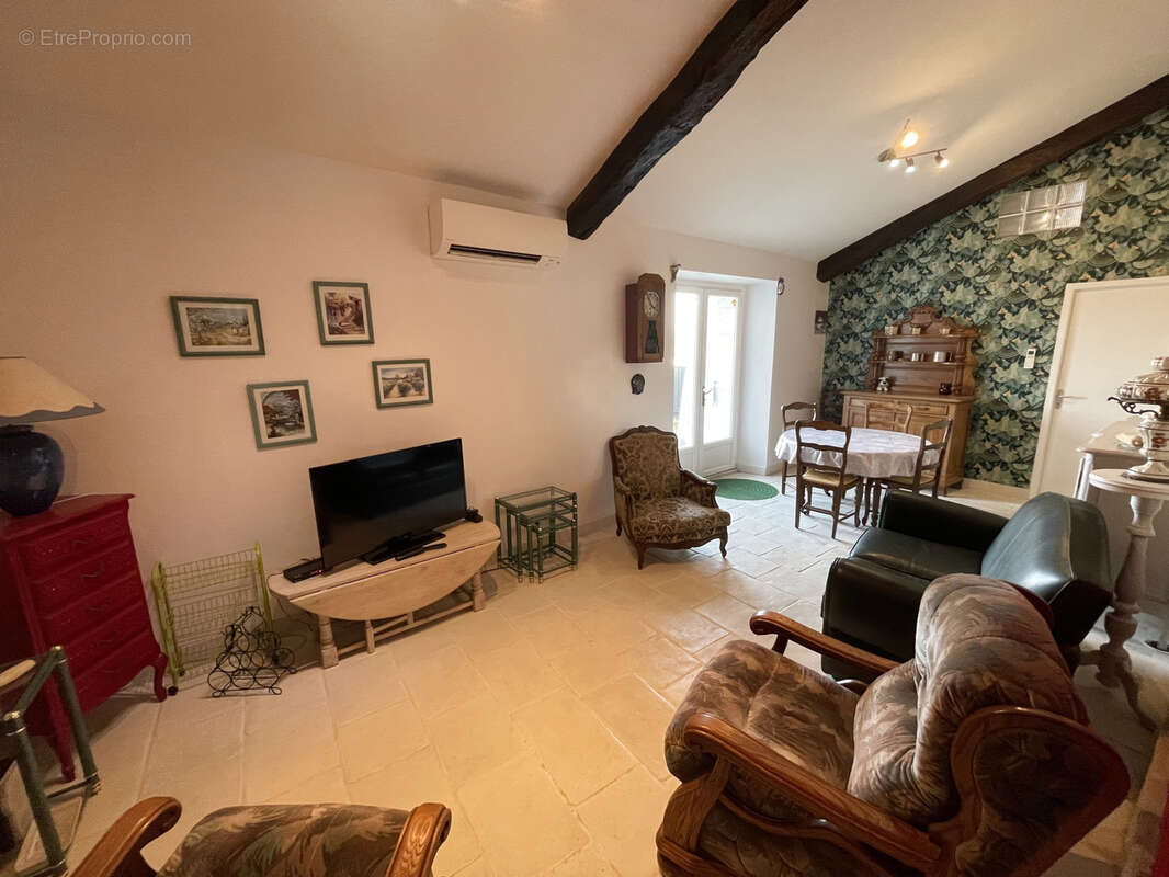 Maison à SEMUSSAC