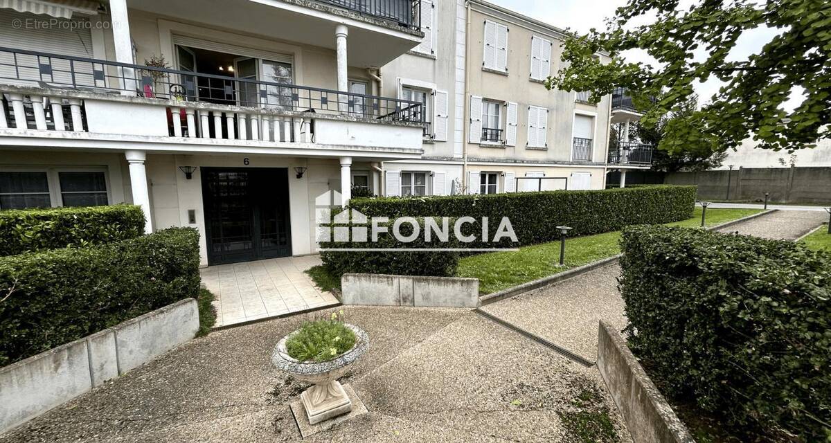 Appartement à COIGNIERES