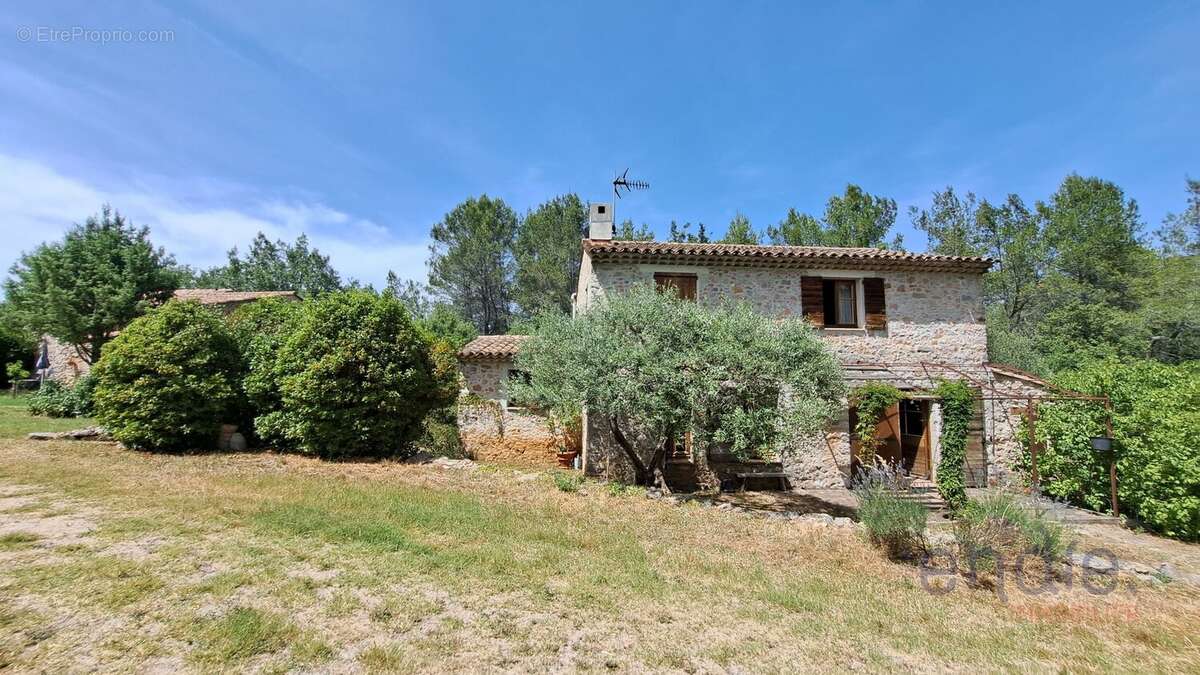Maison à LORGUES