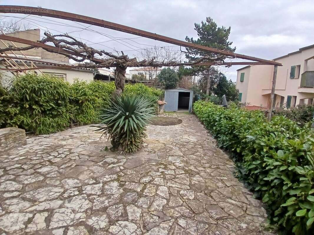 Appartement à SAINT-CHRISTOL-LES-ALES
