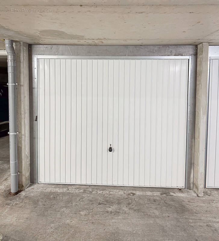 Parking à MARSEILLE-5E