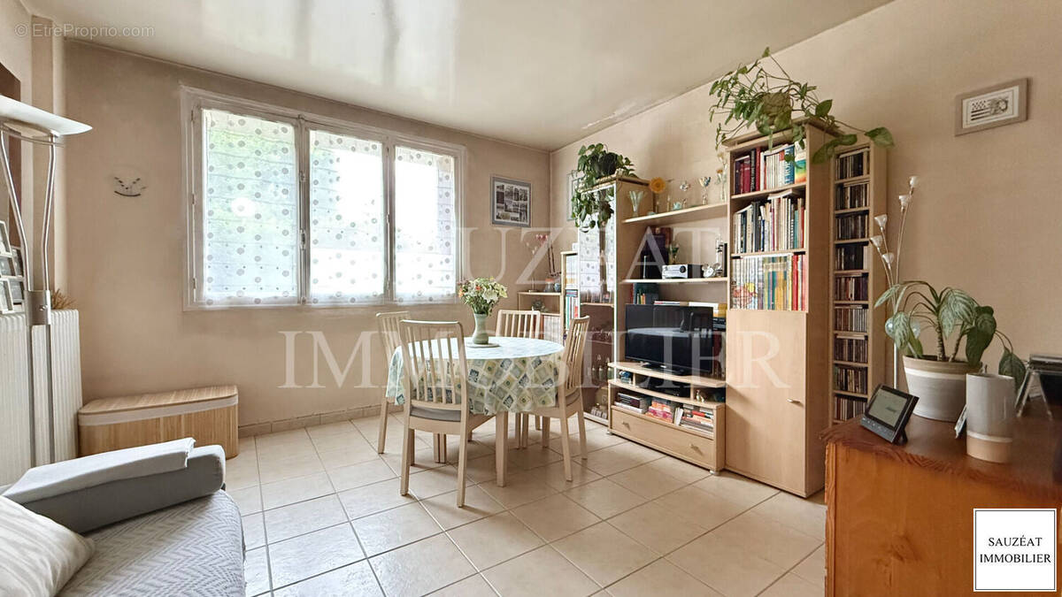 Appartement à BAGNEUX