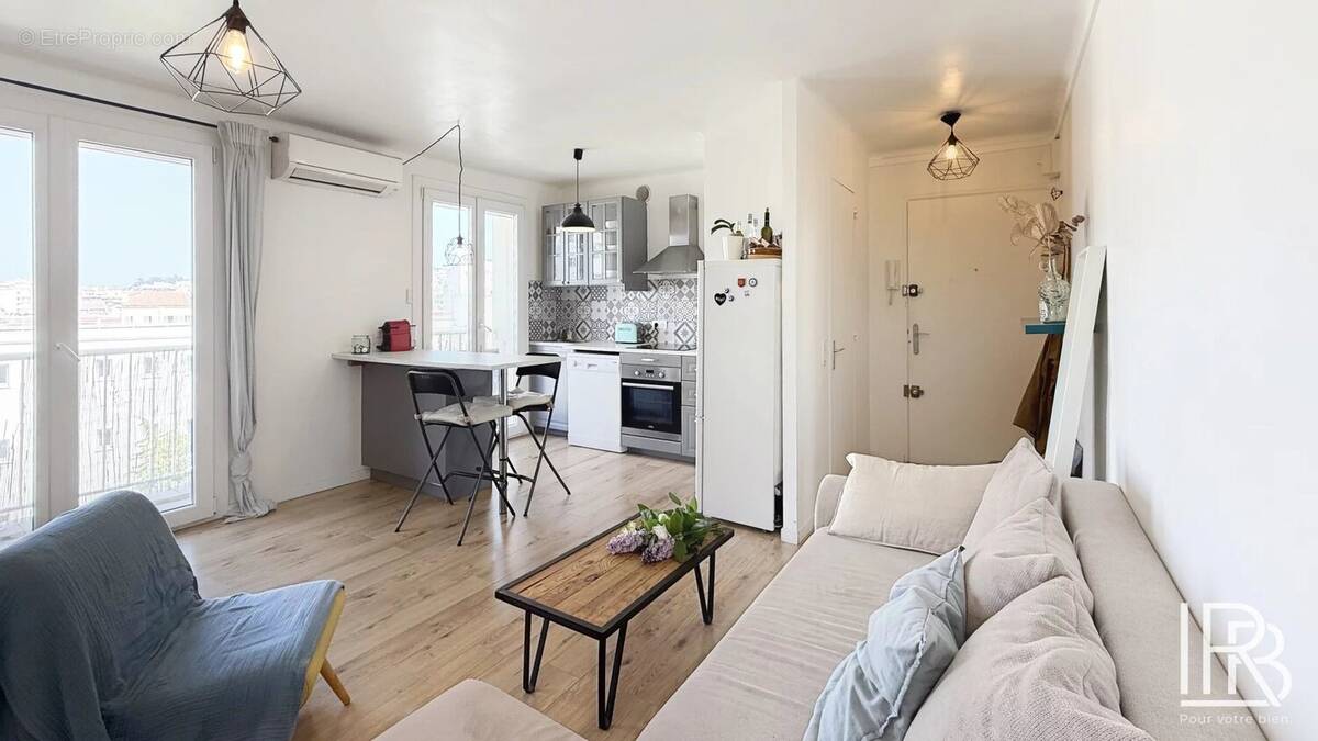 Appartement à MARSEILLE-7E