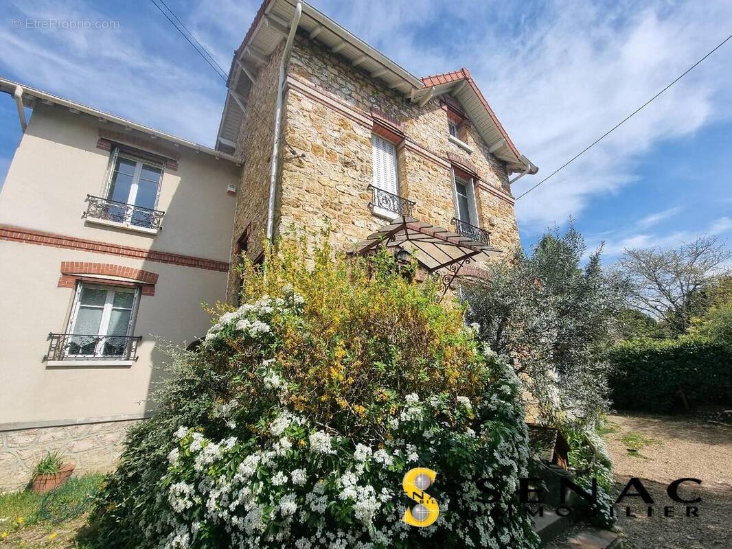 Maison à SAINT-LEU-LA-FORET