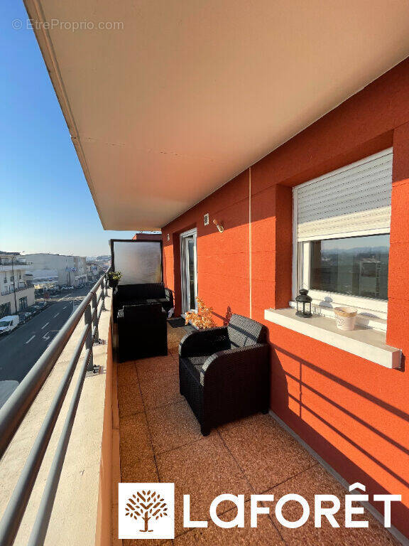 Appartement à VIGNEUX-SUR-SEINE