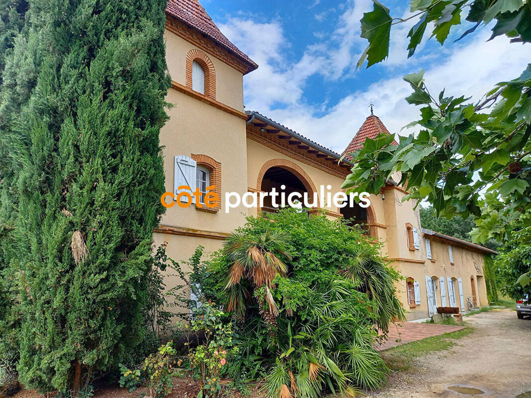 Maison à MONTBARTIER