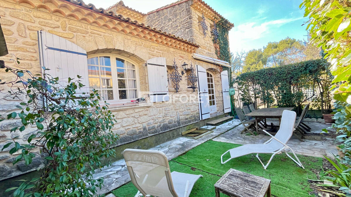 Maison à CASTELNAU-LE-LEZ