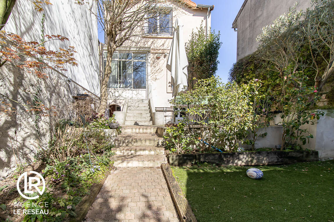 Maison à SURESNES