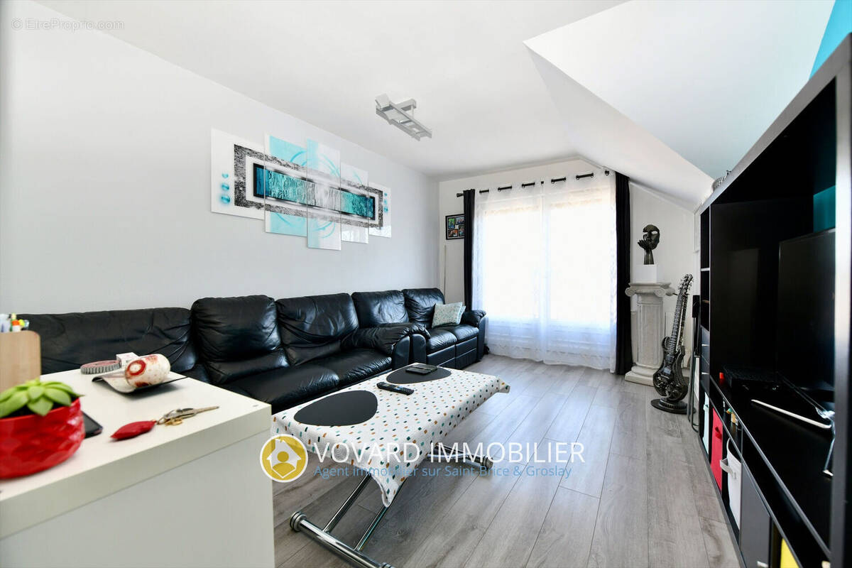 Photo 1 - Appartement à EZANVILLE