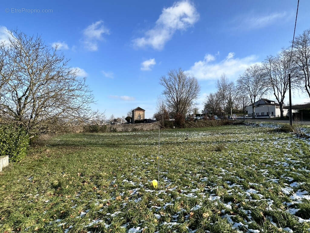 Terrain à CARMAUX
