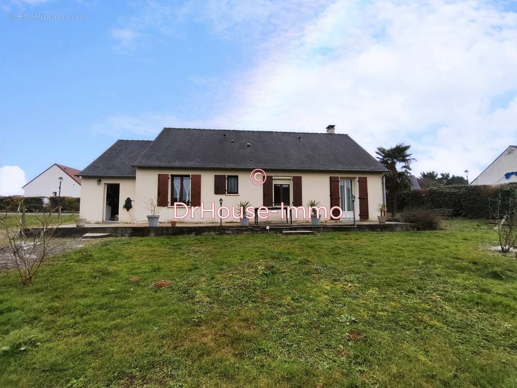 Maison à LOUPLANDE