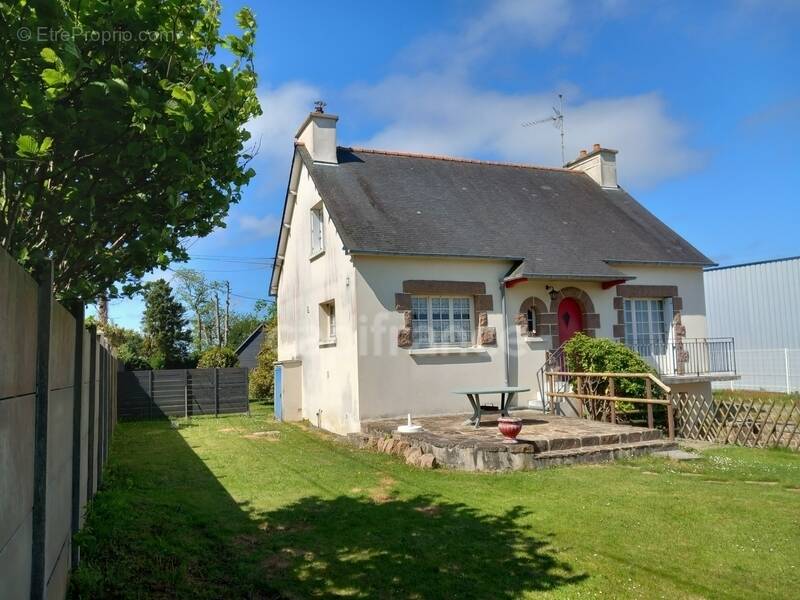 Maison à SAINT-QUAY-PERROS