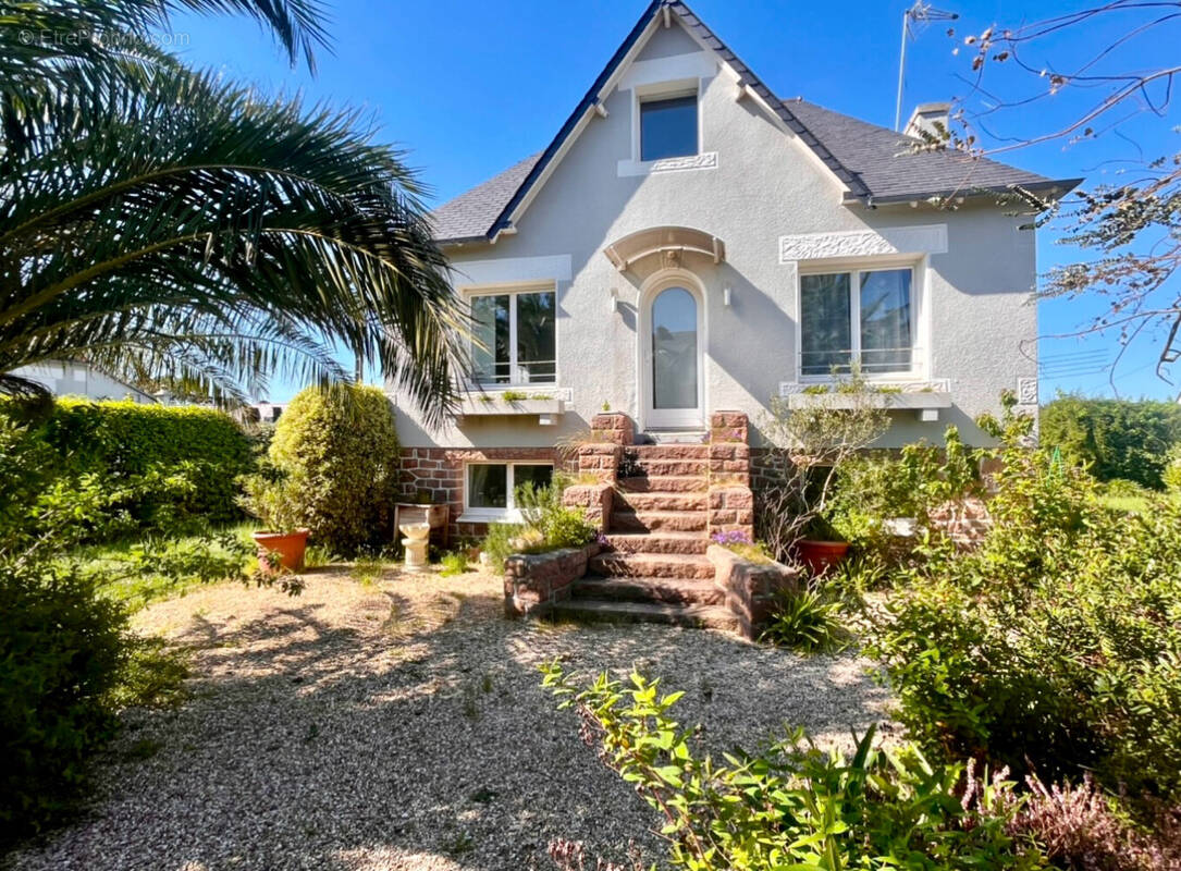 Maison à TREBEURDEN