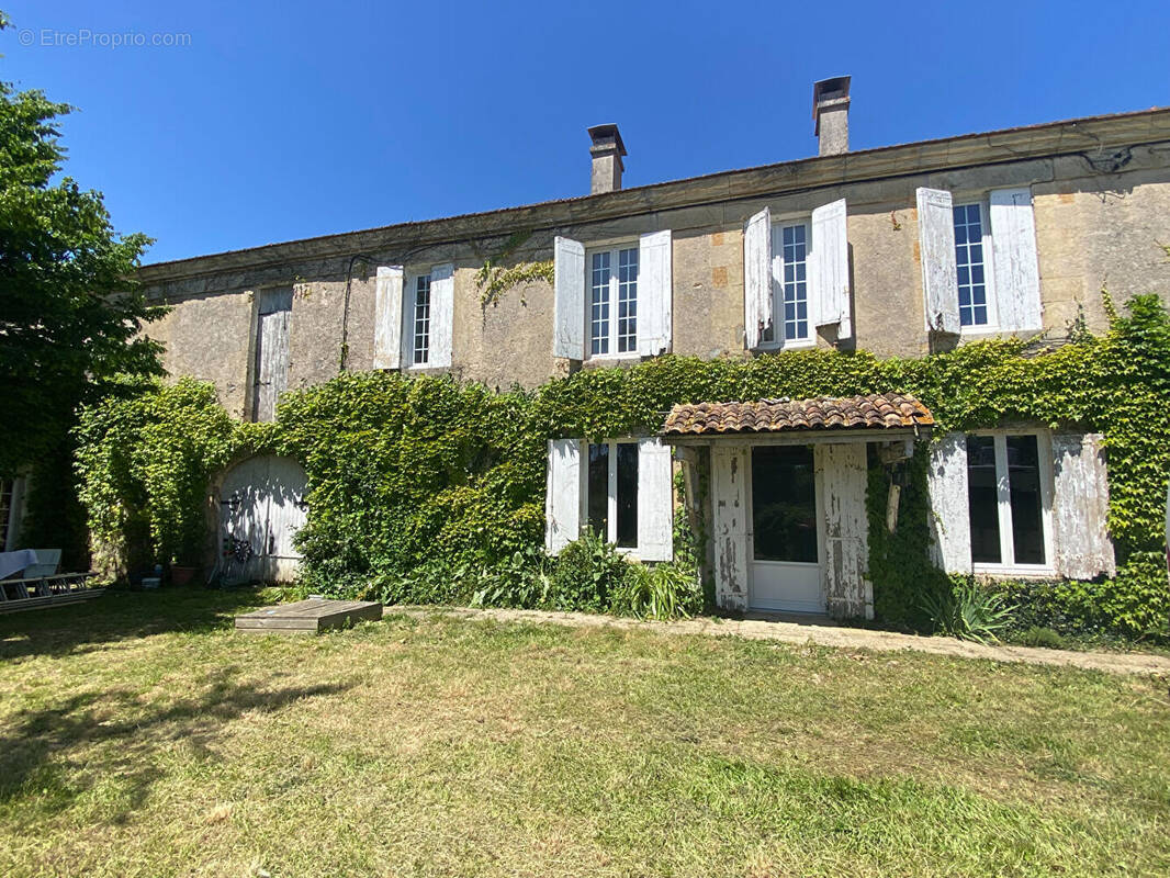 Maison à CADILLAC