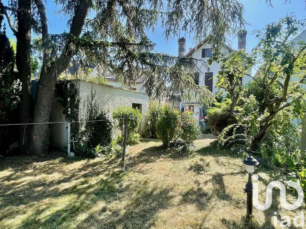 Photo 1 - Maison à VILLENEUVE-LE-ROI