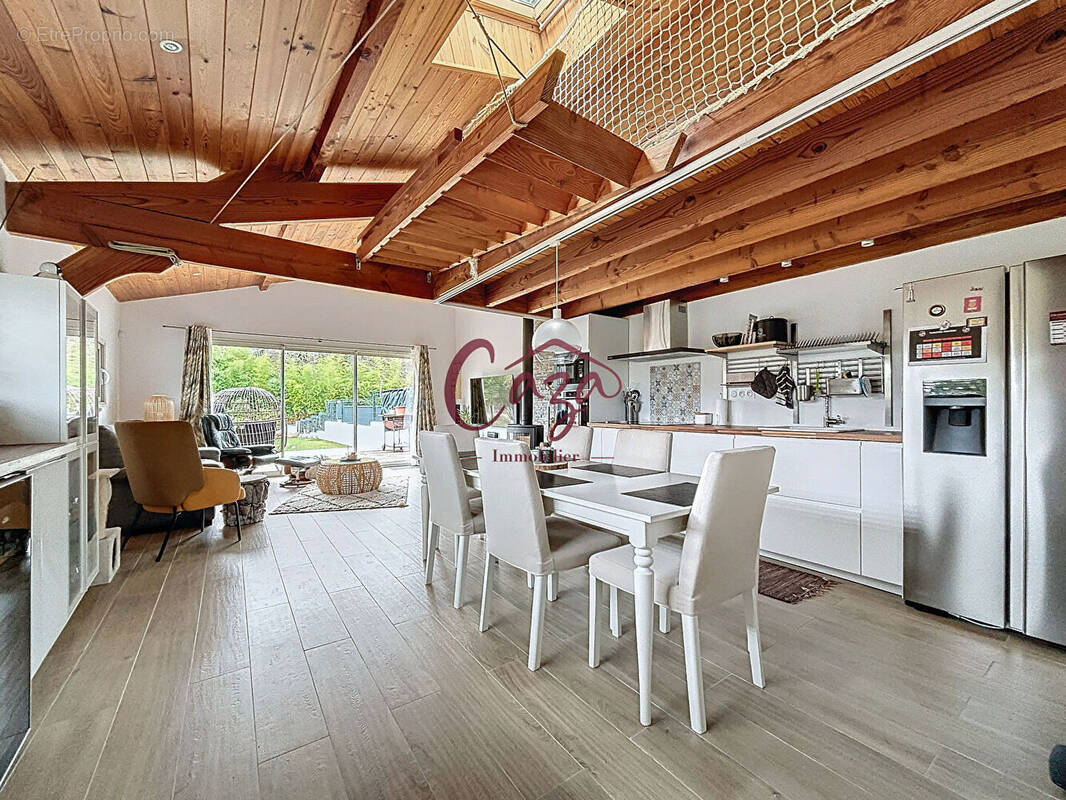Maison à LATRESNE
