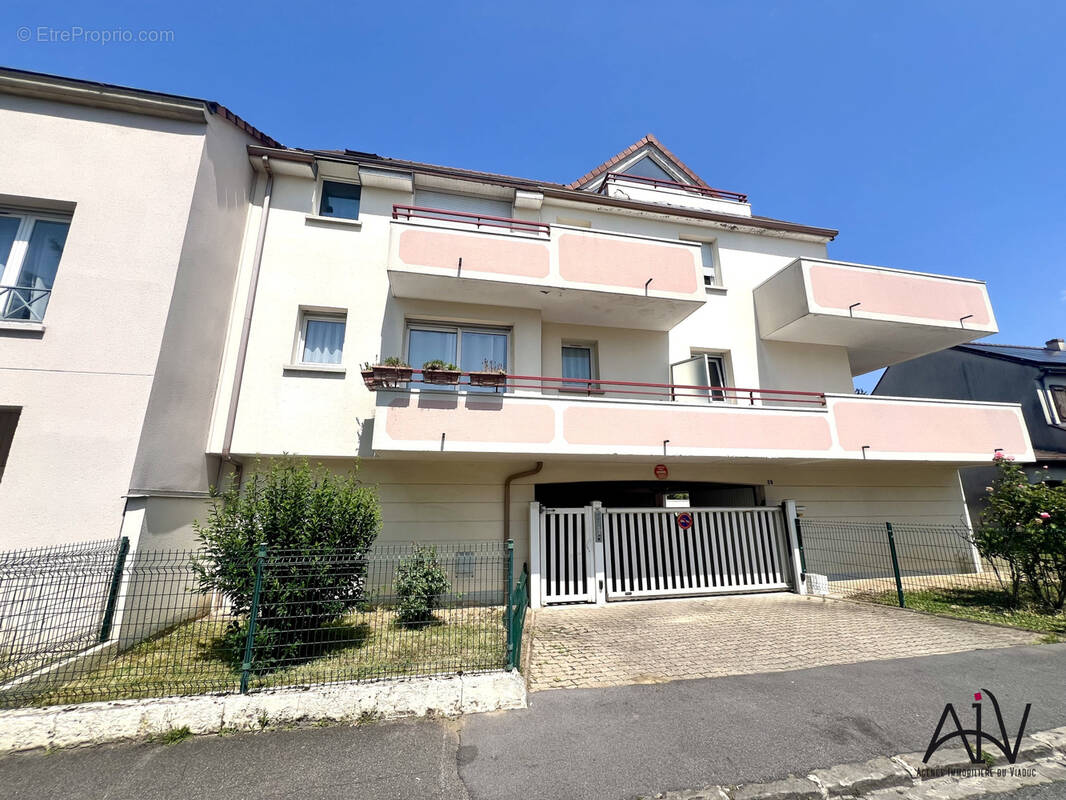 Appartement à SAVIGNY-SUR-ORGE