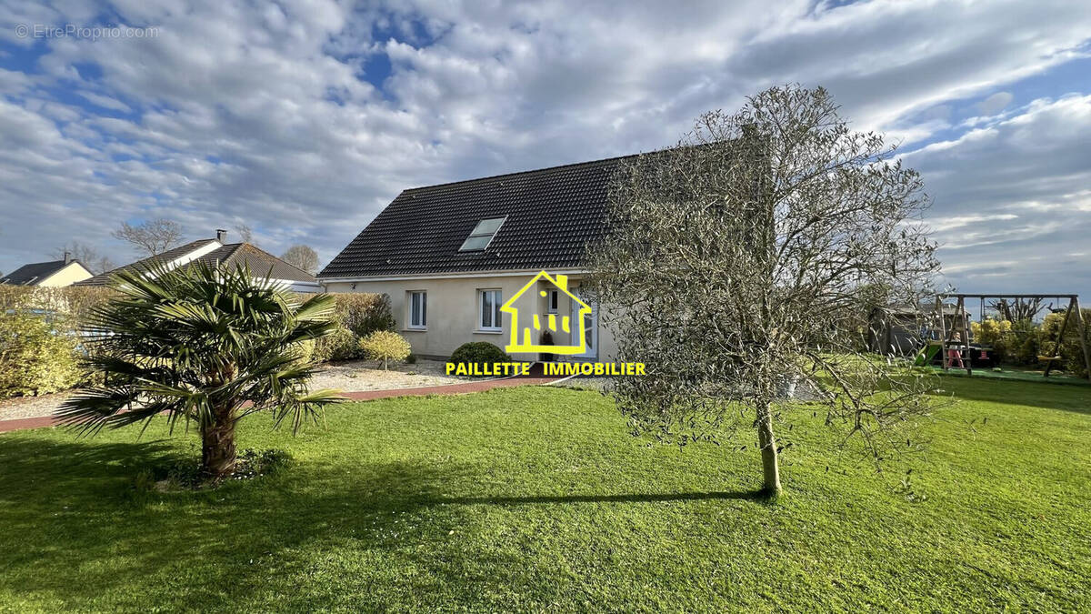 Maison à LES LOGES