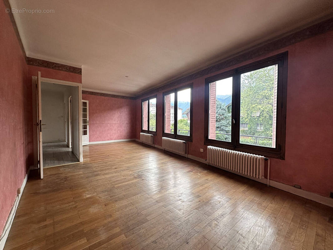 Appartement à ALBERTVILLE