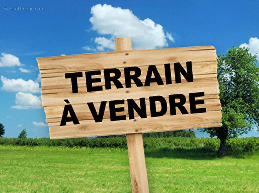 Terrain à SEMERIES