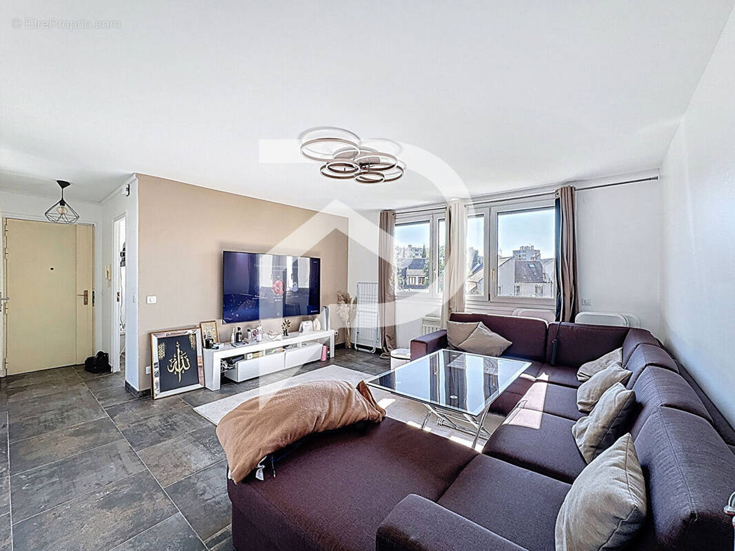 Appartement à RUEIL-MALMAISON