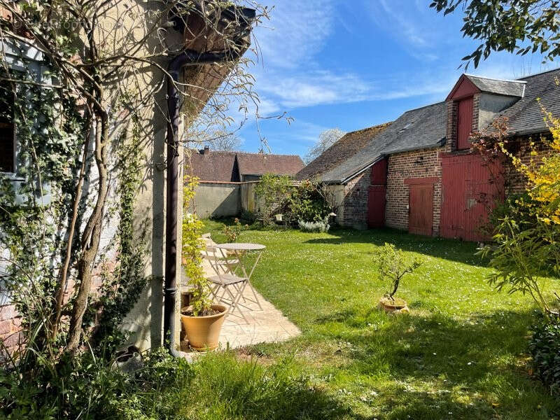 Maison à LA BAZOCHE-GOUET