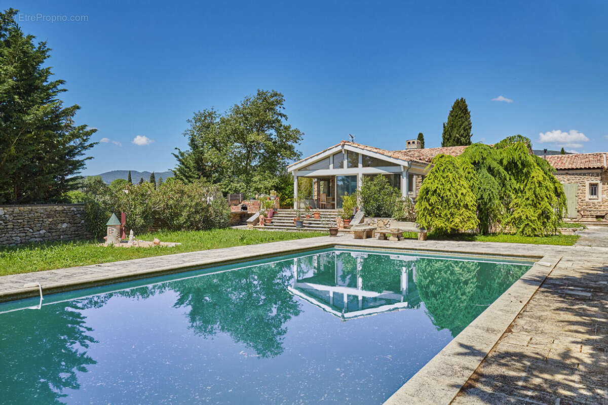 Maison à PUYVERT