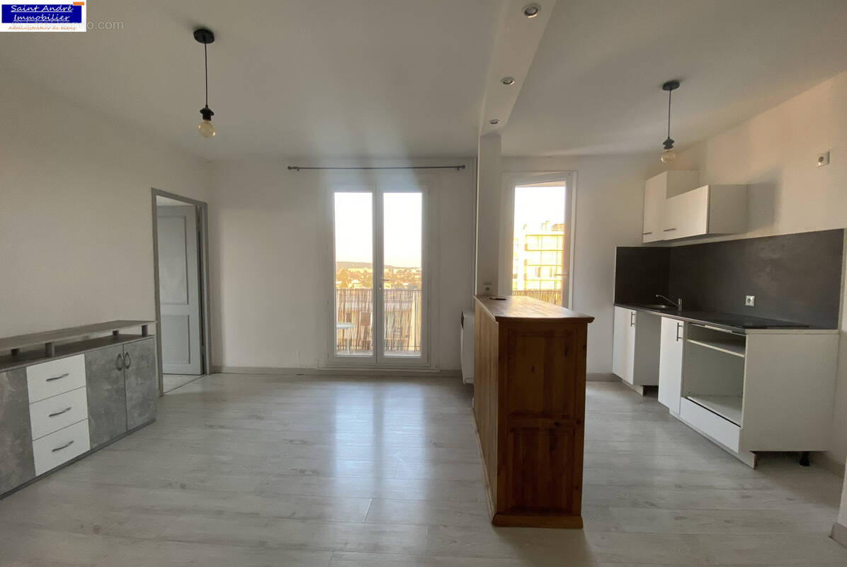 Appartement à SORGUES