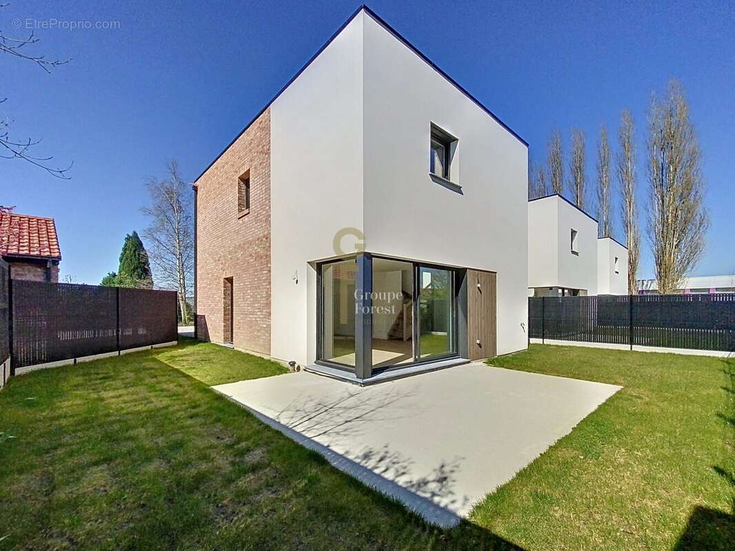 Maison à PERENCHIES