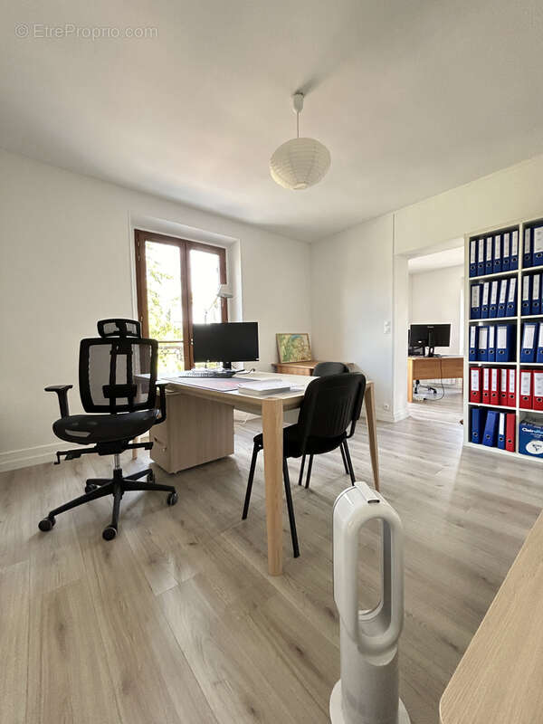 Appartement à SAINT-REMY-LES-CHEVREUSE