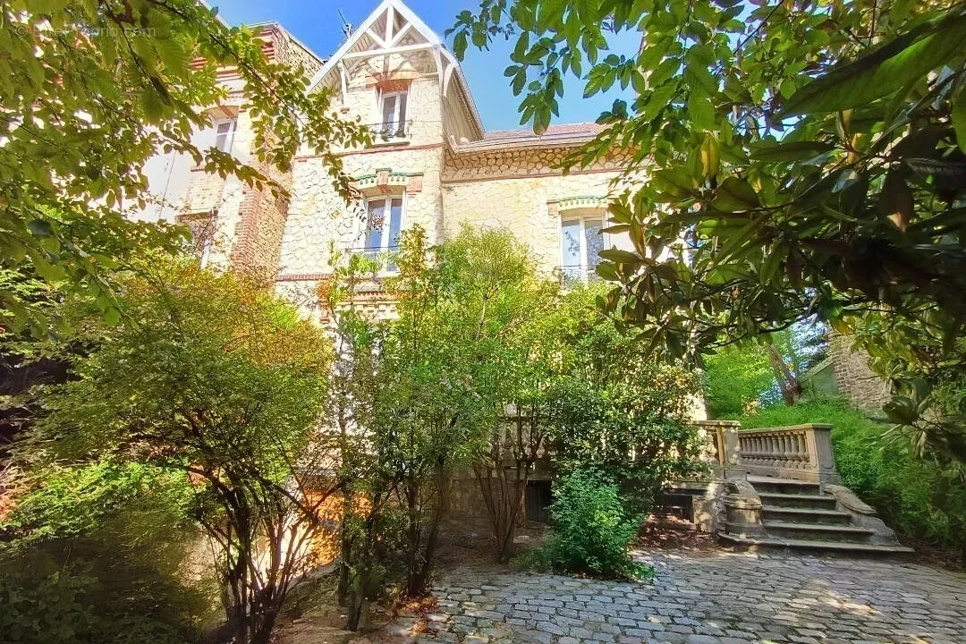 Maison à MONTMORENCY