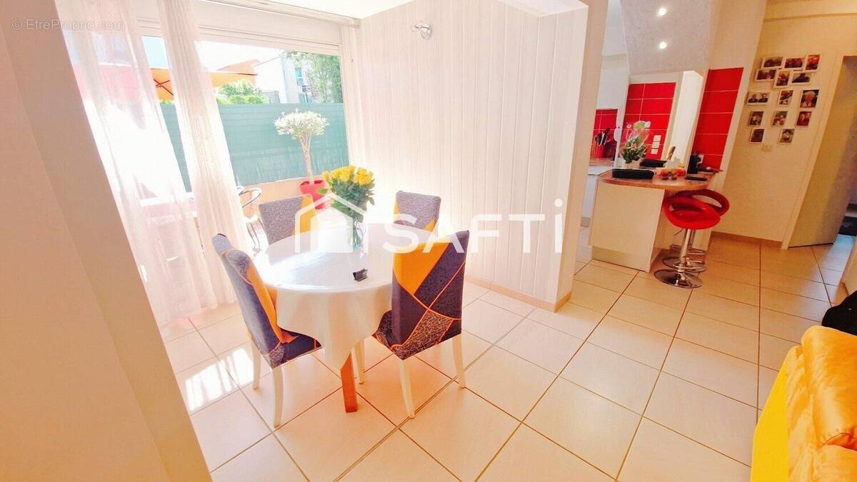 Photo 1 - Appartement à PERTUIS