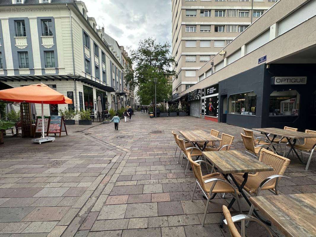 Commerce à MULHOUSE
