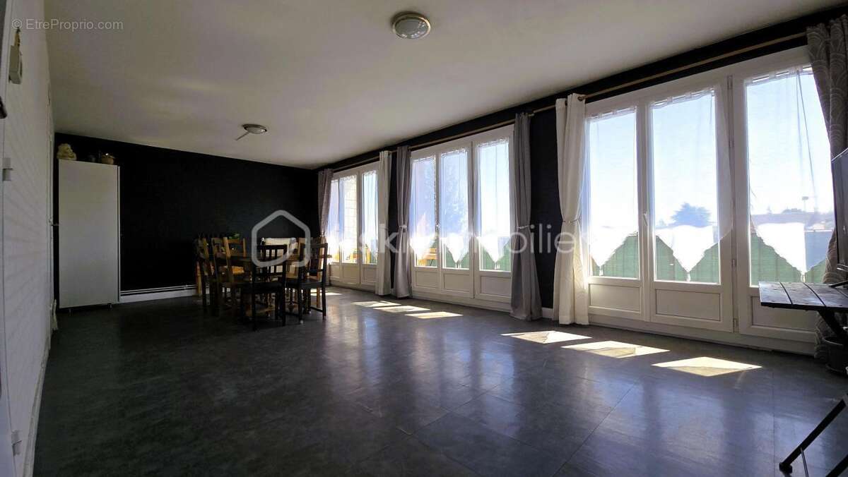 Appartement à VIRY-CHATILLON