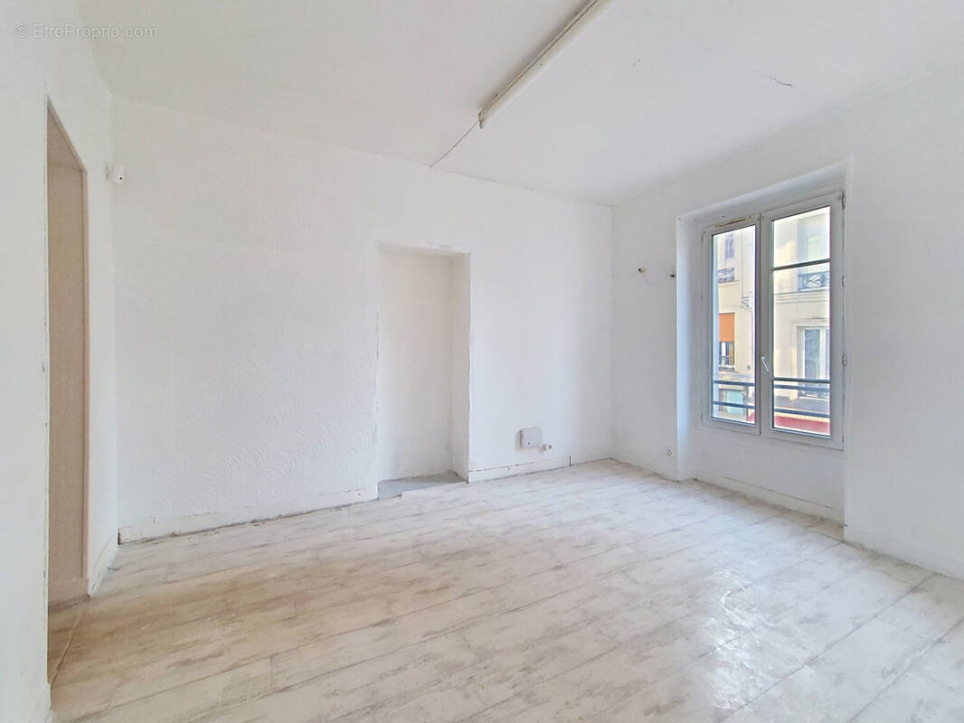 Appartement à PARIS-11E