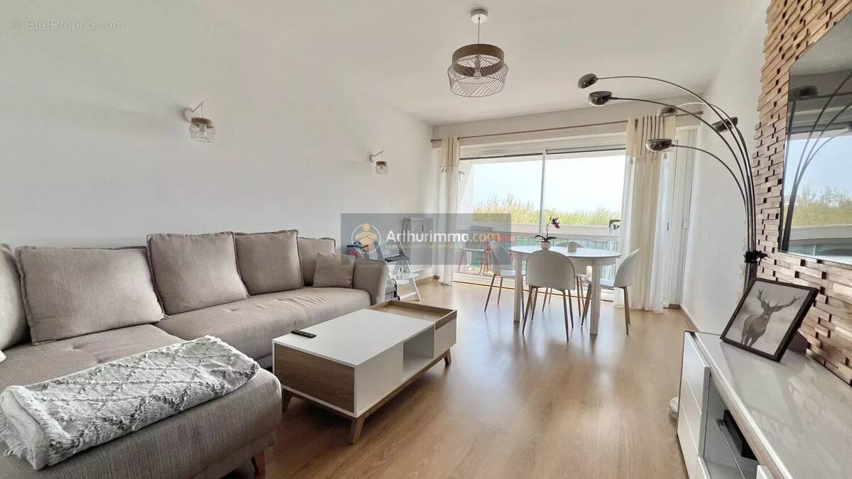 Appartement à FREJUS