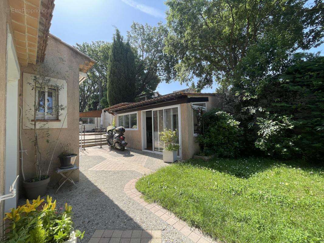 Maison à MARSEILLE-11E