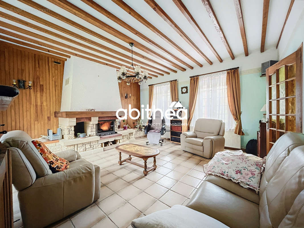 Maison à BEAUMETZ-LES-LOGES