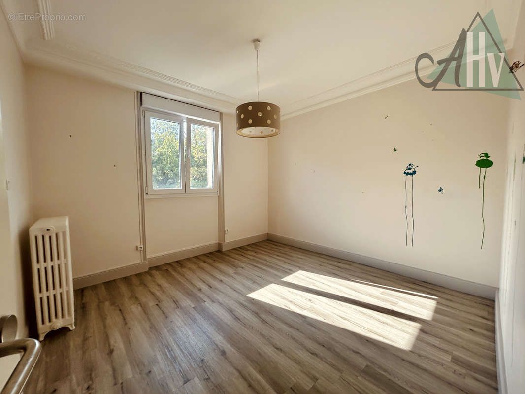 Maison à ROMILLY-SUR-SEINE