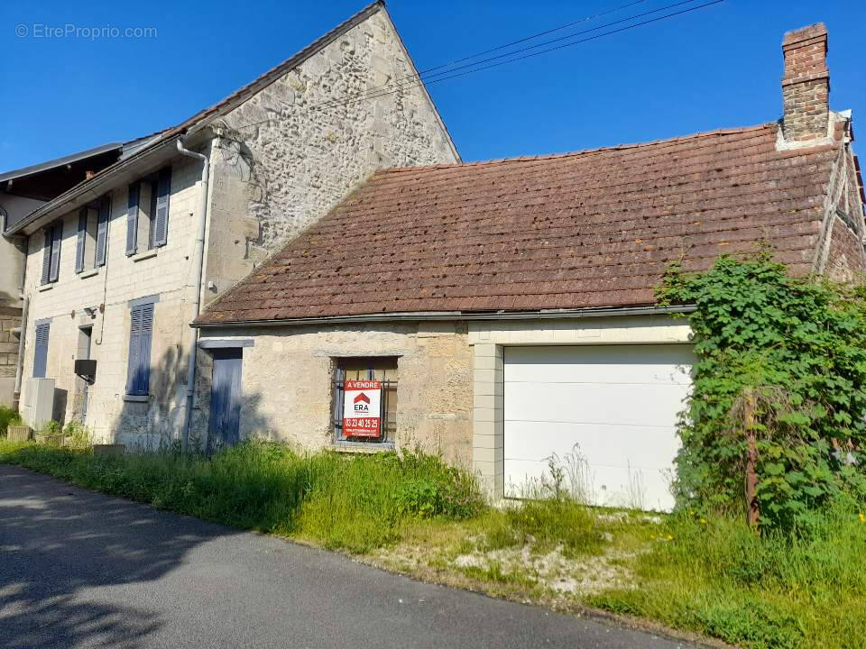 Maison à LONGUEIL-SAINTE-MARIE