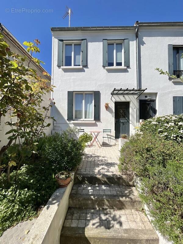 Maison à BAGNOLET
